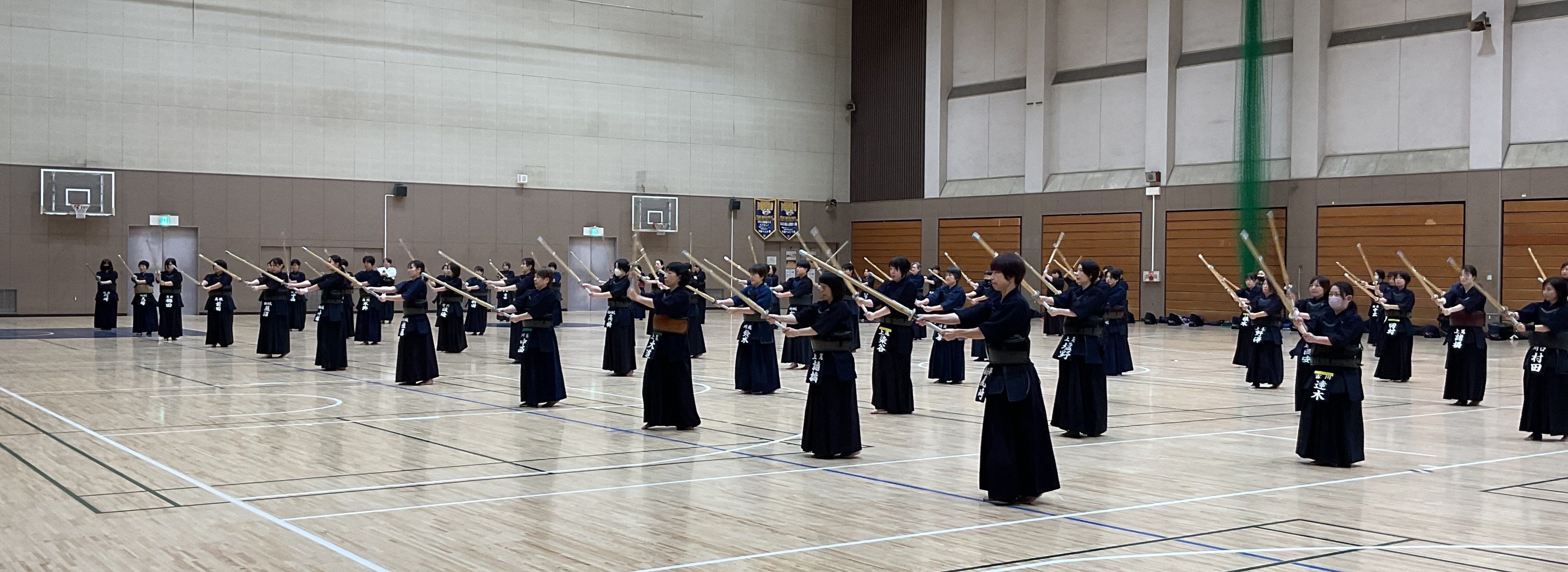 9CCD86B1-B083-429B-8BE3-68D6D3A214DC